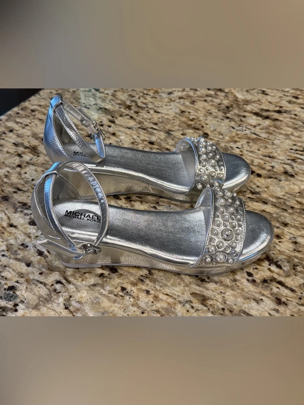 Michael Kors Silver Pearl Embellished Sandals Girls Size 3 youth, GUC